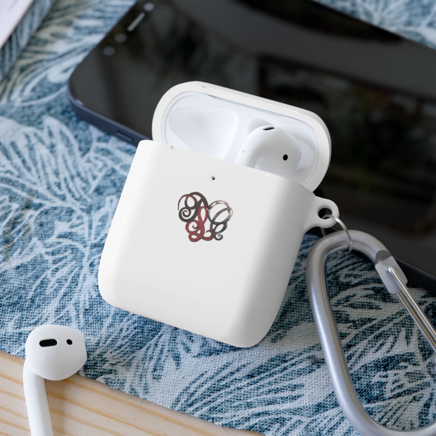 Monogram Heart AirPods Case Cover — Elegant Swirl Initials Design
