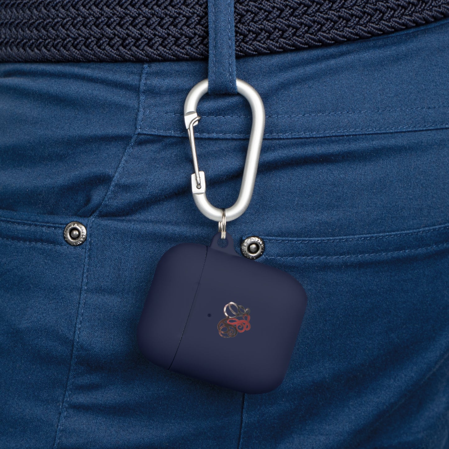 Monogram Heart AirPods Case Cover — Elegant Swirl Initials Design